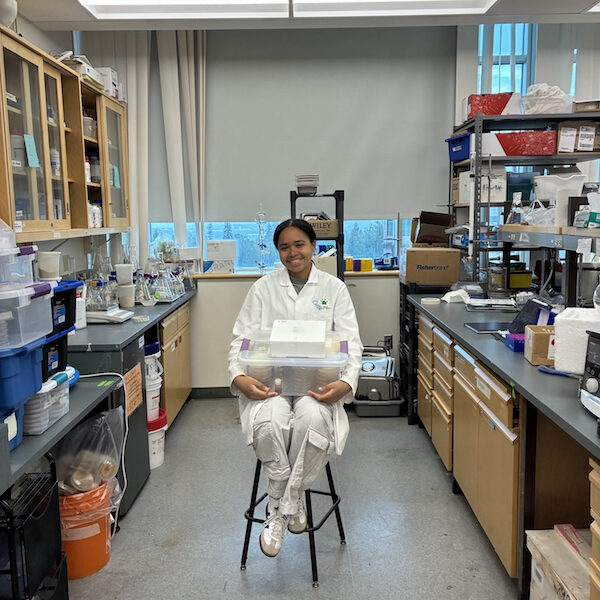 embajadora en canada