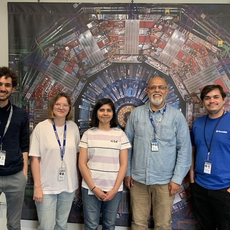 Científico del RUM forma parte de colaboración premiada con el Breakthrough Prize en Física Fundamental