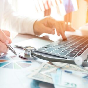 Procedimientos administrativos en la oficina médica