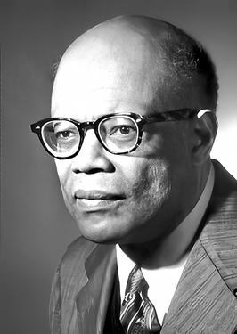 Arthur_Lewis_(Nobel_photo)
