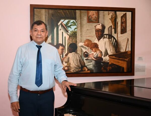 Dr. Oscar Marcelo Suárez