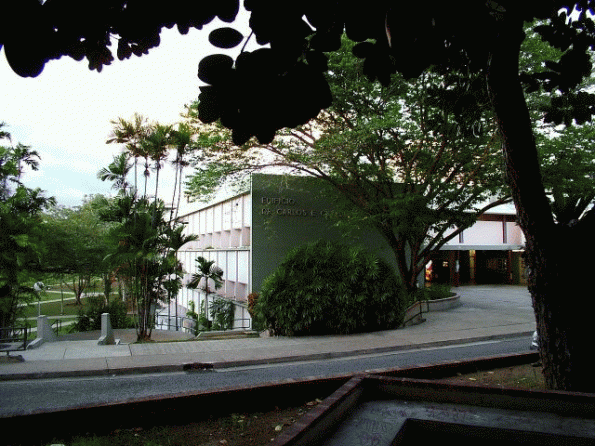 Side view of the Carlos E. Chardon building where the department of English is located. The statue of Don Quijote is located at the lobby.