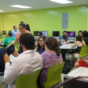 Several students interacting with each other and professors at the Linguistics Colloquium 2015.