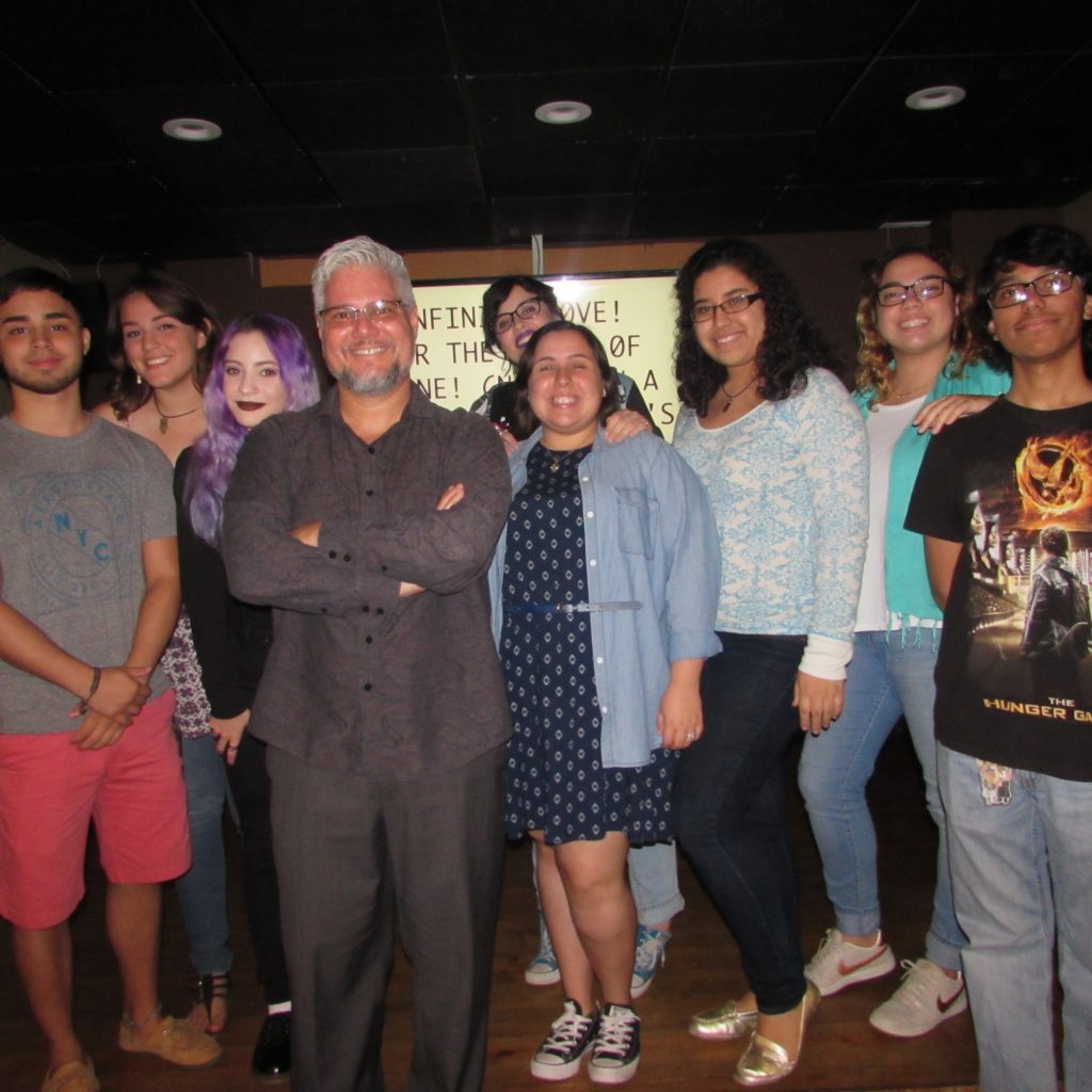 Dr. Leonardo Flores posing alongside his DH interns.