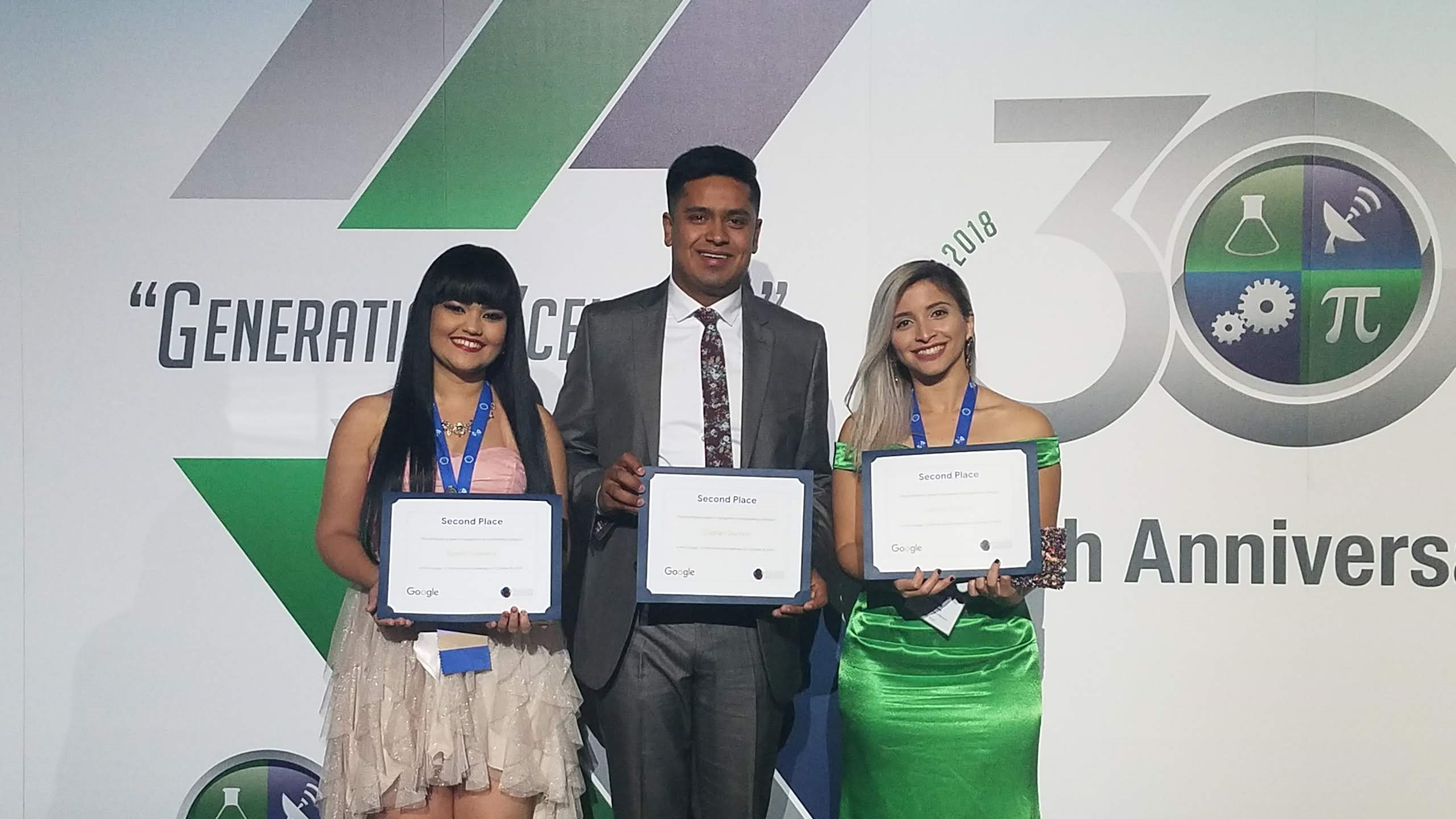 Second place Google Coding Challenge: Sujeily Fonseca (ICOM), Cristian Garzón (ICOM) and Lianne Sanchez (ICOM).