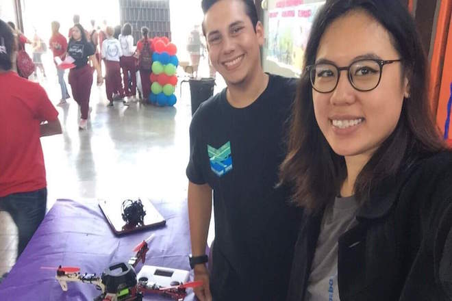 Los jóvenes trabajan en la creación de un vehículo autónomo que permite hacer rescates aéreos sin tripulación. Suministrada