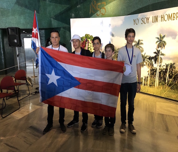 En la XXXIII Ibero 2018, los alumnos obtuvieron plata y bronce, en el desafío que incluyó a 79 contrincantes de otros países iberoamericanos. Suministrada