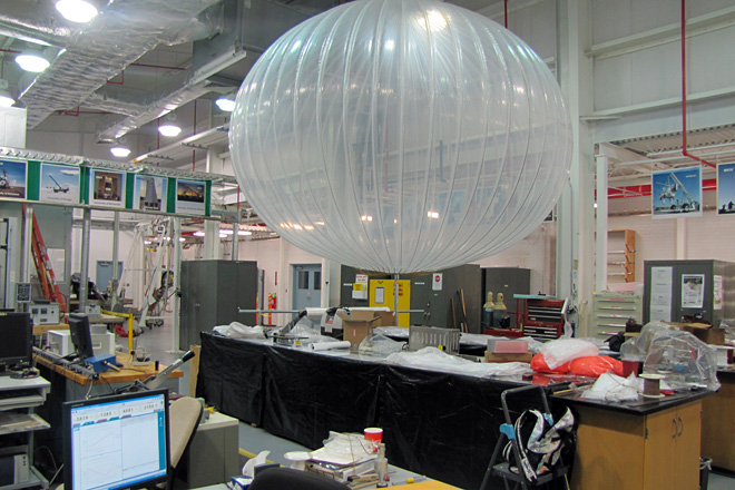 El Balloon Research Development Lab donde realizó las labores de director de prueba. También muestra una de las especialidades de Wallops, los long duration balloons. (Suministrada)