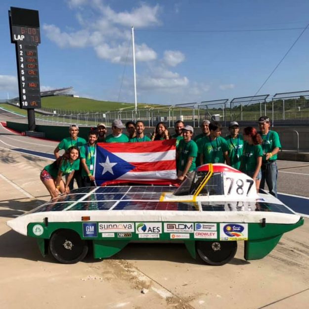 El equipo del carro solar del RUM se posicionó en sexto lugar en la ACS Solar Racing. Suministrada El equipo del carro solar del RUM se posicionó en sexto lugar en la ACS Solar Racing. Suministrada