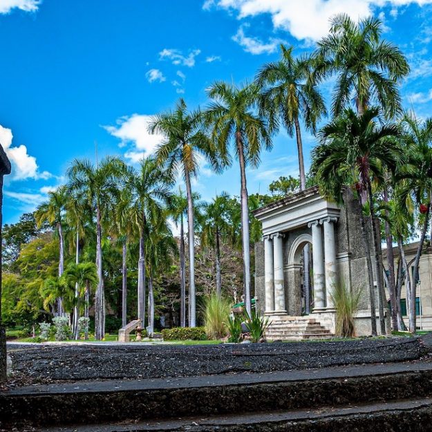La Fundación Nacional de la Ciencia (NSF) otorgó la prestigiosa beca de su Graduate Research Fellowship Program (GRFP) a 13 colegiales: seis estudiantes y siete egresados del Recinto Universitario de Mayagüez (RUM) de la Universidad de Puerto Rico (UPR). Foto Francisco Moll
