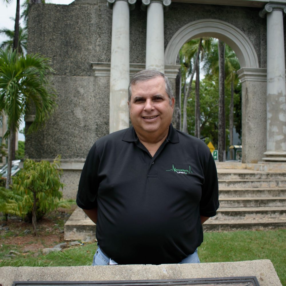 Dr. Eduardo Soltero