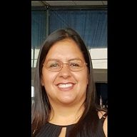 Instructora Angy Coronel