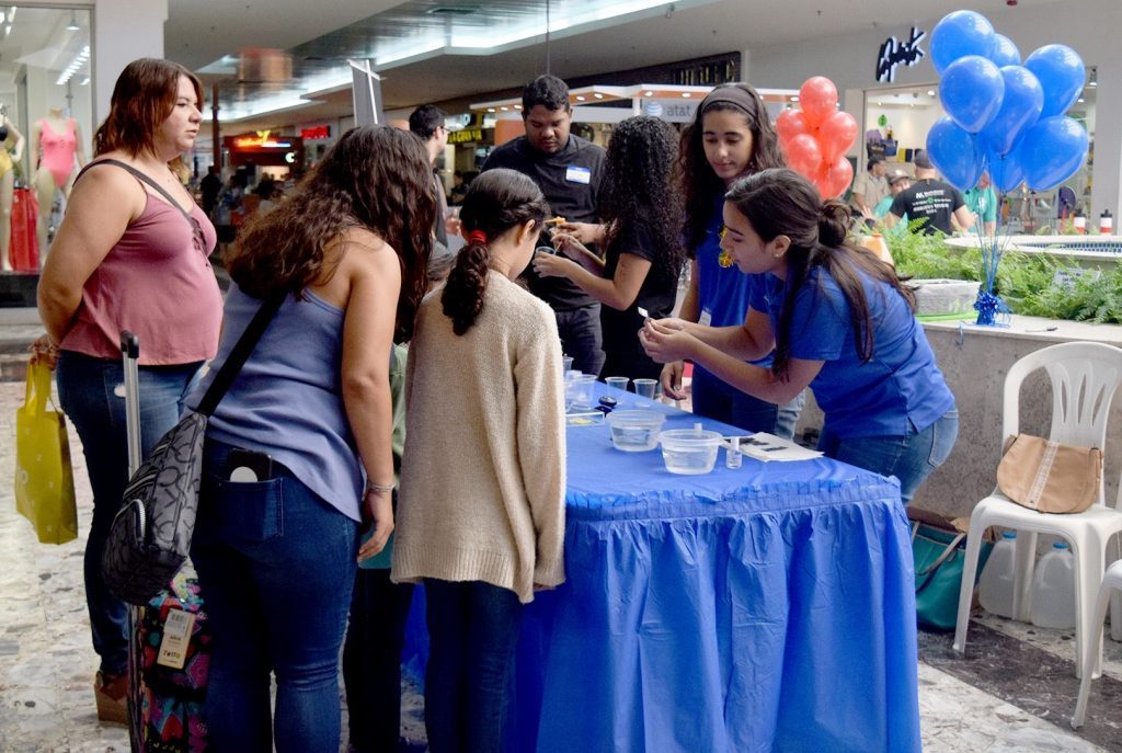 CREST lleva la nanotecnología al Mayagüez Mall