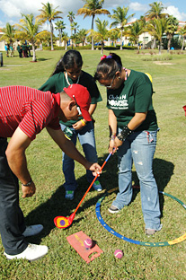 En el día de logros especial de los Clubes 4H se le ofrecieron clínicas de golf básico a los participantes.