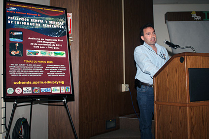 Jorge Lugo del USDA-NRCS Mayagüez, presentó el proyecto Web Soil Survey.
