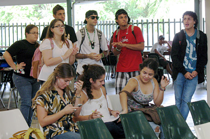 Aunque algunos jóvenes decidieron utilizar su tiempo para estudiar, se disfrutaron la presentación de principio a fin.