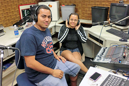 Rodolfo E. Juliá y Valerie Arroyo forman parte del equipo de producción.