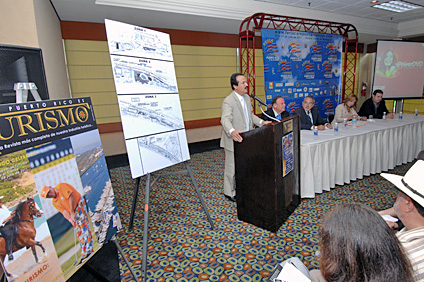 El alcalde de Mayagüez, José Guillermo Rodríguez, anunció en conferencia de prensa la celebración del Festival Carnaval Turismo de Puerto Rico y el Caribe.