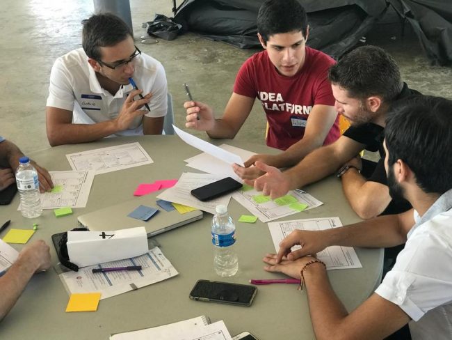 Los jóvenes tienen el reto de buscar soluciones a problemas existentes en el mercado. Suministrado Emprendimiento