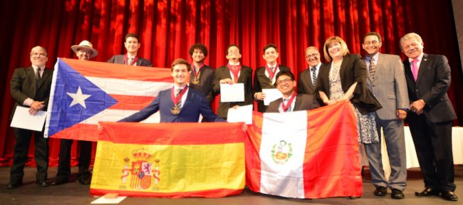 Por primera vez en la historia, Puerto Rico obtuvo una medalla de oro en la Olimpiada Iberoamericana de Física, que también por primera vez se realizó en la isla. Foto Carlos Díaz/Prensa RUM