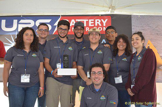 Por tercer año consecutivo, el equipo del bote solar Boricua Sun, integrado por estudiantes del Colegio de Ingeniería del Recinto Universitario de Mayagüez (RUM), obtuvo el segundo lugar en la competencia Solar Splash 2019, que se celebró recientemente en Springfield, Ohio.