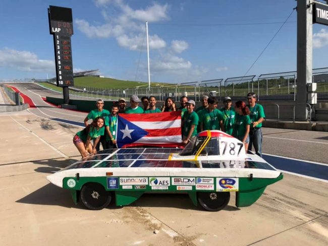 El equipo del carro solar del RUM se posicionó en sexto lugar en la ACS Solar Racing. Suministrada El equipo del carro solar del RUM se posicionó en sexto lugar en la ACS Solar Racing. Suministrada