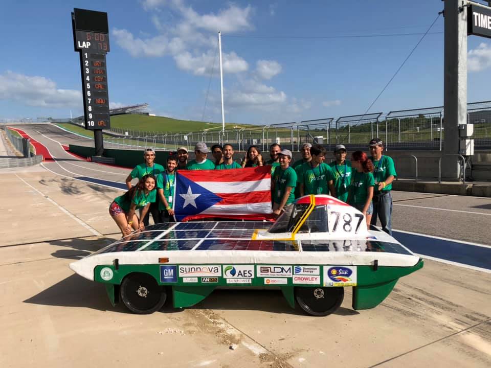 El equipo del carro solar del RUM se posicionó en sexto lugar en la ACS Solar Racing. Suministrada