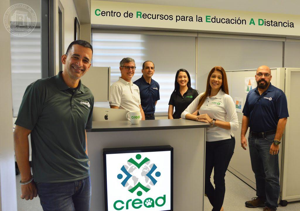 Entre las iniciativas para impulsar la modalidad en línea de la educación a distancia, el CREAD desarrolló la Certificación de Educador Virtual, dos ofrecimientos para adiestrar a adiestradores y cursos cortos en línea.