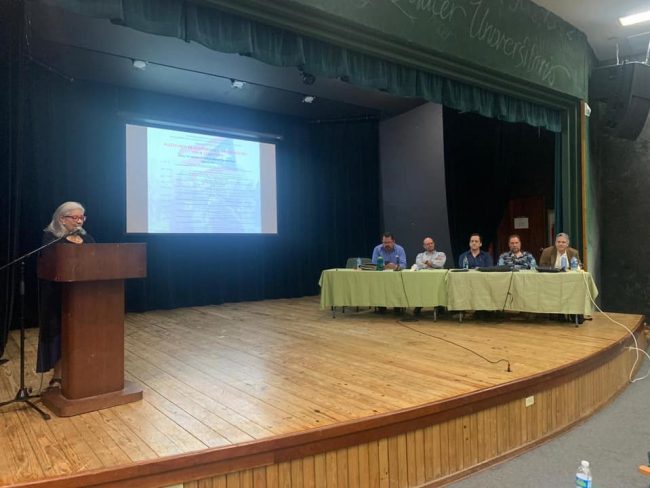 Un grupo de profesores de Ciencias Sociales formó parte del conversatorio De la esperanza a la desesperanza: En la búsqueda de un cauce de solución política: 1898 al verano 2019. (Suministrada)