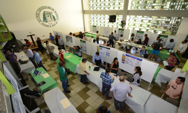 Alrededor de 120 colegiales formaron parte de la séptima edición de la exhibición del Open Capstone. (Foto por Carlos Díaz/Prensa RUM)