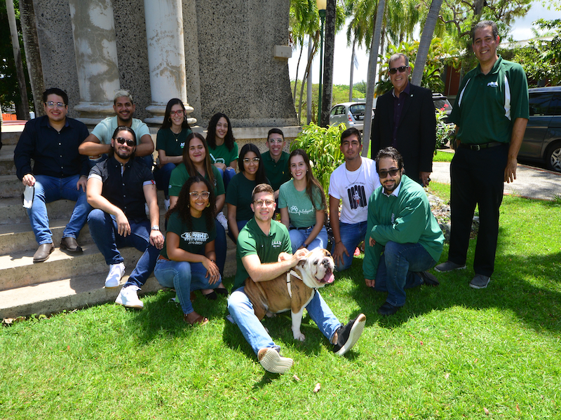 Estudiantes y profesores que forman parte del Instituto Nacional para la Reducción de la Congestión (NICR, por sus siglas en inglés), del Departamento de Ingeniería Civil y Agrimensura (INCI) del Recinto Universitario de Mayagüez (RUM) de la Universidad de Puerto Rico (UPR) celebró la tan esperada actividad de cierre de sus proyectos de investigación, en su primer año de fundación.