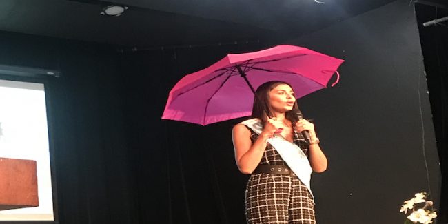 El taller llevó por título Equipada para ser feliz, que ofreció la universitaria Aryam Díaz Rosado. Suministrada