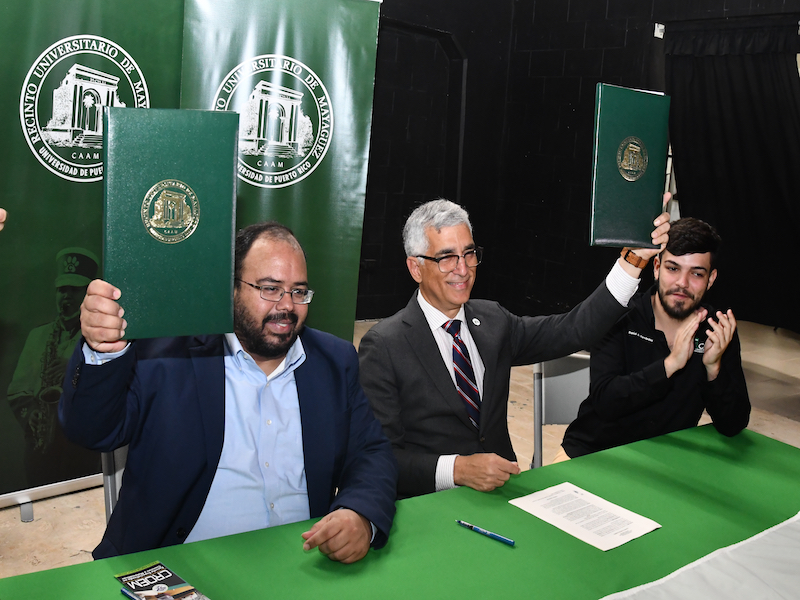 El Recinto Universitario de Mayagüez (RUM) y el  Centro Residencial de Oportunidades Educativas de Mayagüez (CROEM), renovaron un acuerdo colaborativo que permitirá acceso a los estudiantes de la escuela a los laboratorios de investigación del Recinto. Asimismo, brindará la oportunidad de que los alumnos del Programa de Preparación de Maestros (PPM) del Colegio puedan hacer sus prácticas en el centro educativo, entre otros beneficios para ambas instituciones.