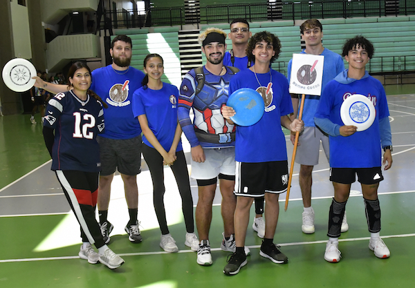 Portada Ultimate Foto del equipo de Los Rompecocos Vol. 2.
