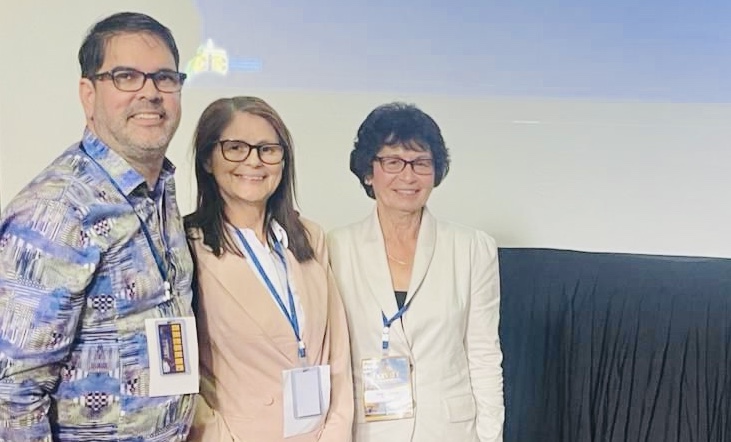 Desde la izquierda, los doctora David González, Luz Gracia y Monserrate Cardoza, catedráticos de ADEM que fueron reconocidos durante la Semana del Contador por el Colegio de CPA. Suministrada