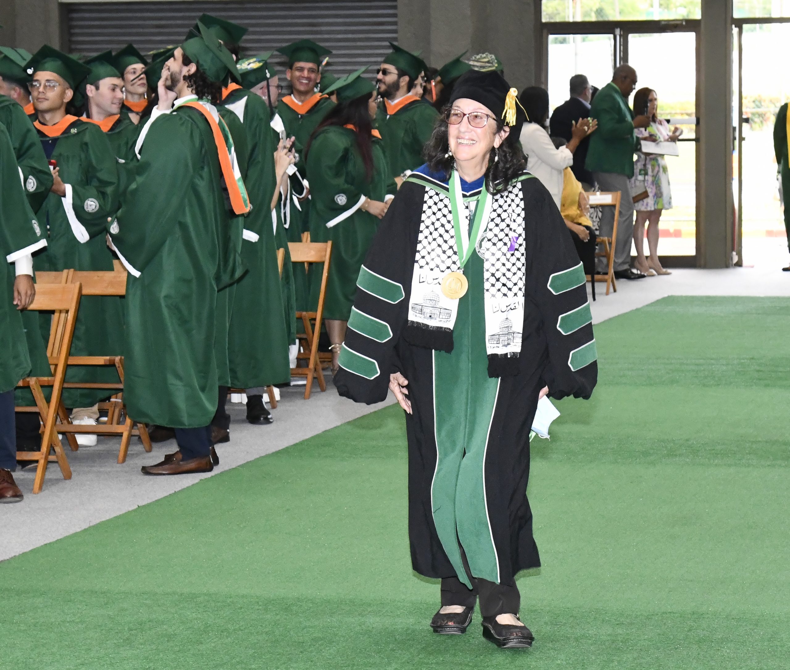La doctora Luisa Seijo Maldonado, a quien se le confirió la distinción de Doctora Honoris Causa estuvo presente en la centésima undécima colación de grados del Recinto Universitario de Mayaguez. Foto Prensa RUM La doctora Luisa Seijo Maldonado, a quien se le confirió la distinción de Doctora Honoris Causa estuvo presente en la centésima undécima colación de grados del Recinto Universitario de Mayaguez. Foto Prensa RUM