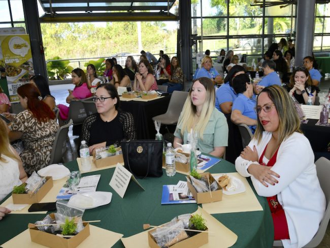 La Oficina de Enlace con el Personal conmemoró el Día Internacional de la Mujer Trabajadora. Foto Carlos Díaz/Prensa RUM La Oficina de Enlace con el Personal conmemoró el Día Internacional de la Mujer Trabajadora. Foto Carlos Díaz/Prensa RUM