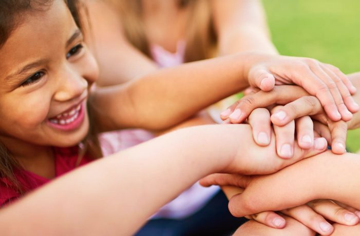 La Oficina de la Comisión para Combatir la Pobreza Infantil y la Desigualdad Social en Puerto Rico, con sede en el Recinto Universitario de Mayagüez (RUM) y que forma parte de un acuerdo colaborativo con el Departamento de la Familia, presentó su Plan Decenal 2024-2032 Pobreza Infantil y Desigualdad Social, que ofrece una visión de los datos actualizados sobre ese tema y recomendaciones para atenderlo.