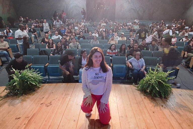 La periodista Bianca Graulau visitó el Recinto Universitario de Mayagüez de la Universidad de Puerto Rico.