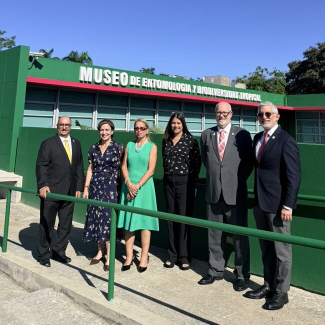 El Recinto Universitario de Mayagüez (RUM) de la Universidad de Puerto Rico (UPR) celebró la reinauguración del Museo de Entomología y Biodiversidad Tropical durante un acto oficial realizado en el Jardín Botánico Norte en Río Piedras. Suministrada El Recinto Universitario de Mayagüez (RUM) de la Universidad de Puerto Rico (UPR) celebró la reinauguración del Museo de Entomología y Biodiversidad Tropical durante un acto oficial realizado en el Jardín Botánico Norte en Río Piedras. Suministrada