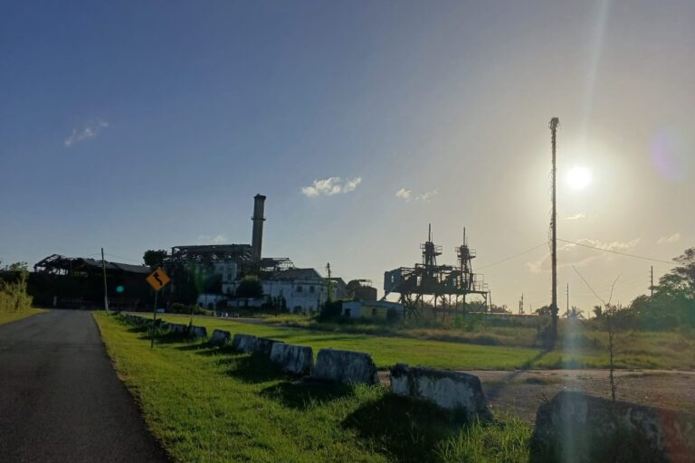 Con el objetivo de identificar evidencia de una posible falla sísmica activa en la región noroeste de Puerto Rico, un equipo de investigadores del Recinto Universitario de Mayagüez (RUM) llevó a cabo un estudio geofísico en el Valle de Aguada, a lo largo de la carretera PR 418, que atraviesa el río Culebrinas. Suministrada Con el objetivo de identificar evidencia de una posible falla sísmica activa en la región noroeste de Puerto Rico, un equipo de investigadores del Recinto Universitario de Mayagüez (RUM) llevó a cabo un estudio geofísico en el Valle de Aguada, a lo largo de la carretera PR 418, que atraviesa el río Culebrinas. Suministrada