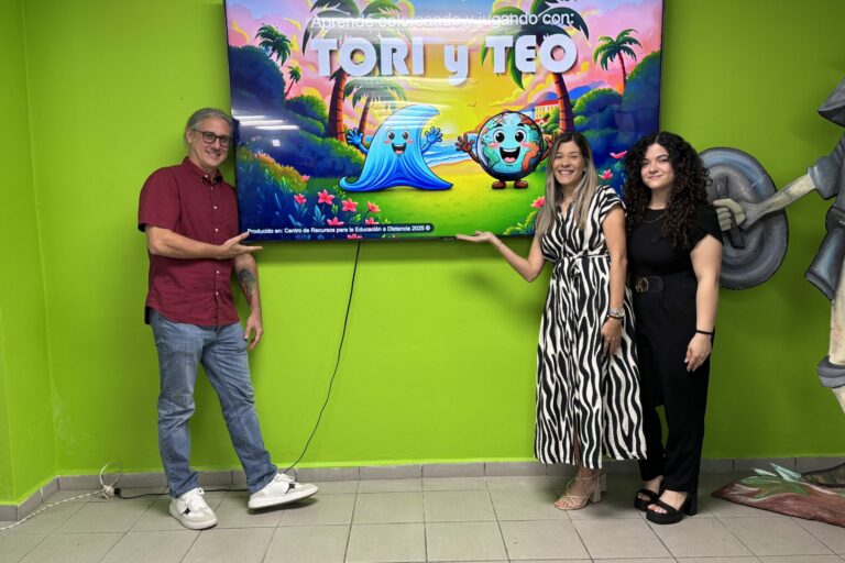 El Recinto Universitario de Mayagüez (RUM), a través de su Centro de Recursos para la Educación a Distancia (CREAD), adscrito al Decanato de Asuntos Académicos, desarrolló y produjo el video educativo Tori Tsunami y Teo Terremoto, una herramienta innovadora diseñada para la educación y preparación ante emergencias con un enfoque dirigido a niños ciegos, sordos y sordo-ciegos. Suministrada