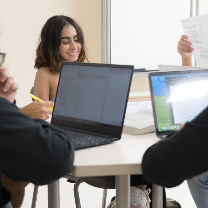 EDUCON – Recinto Universitario de Mayagüez